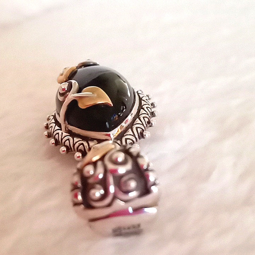 BARBARA BIXBY BLACK ONYX, STERLING SILVER AND 18K GOLD ENHANCER - Picture 3 of 9